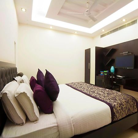 Hotel Transit International- Aerocity Delhi Airport Нью-Делі Екстер'єр фото