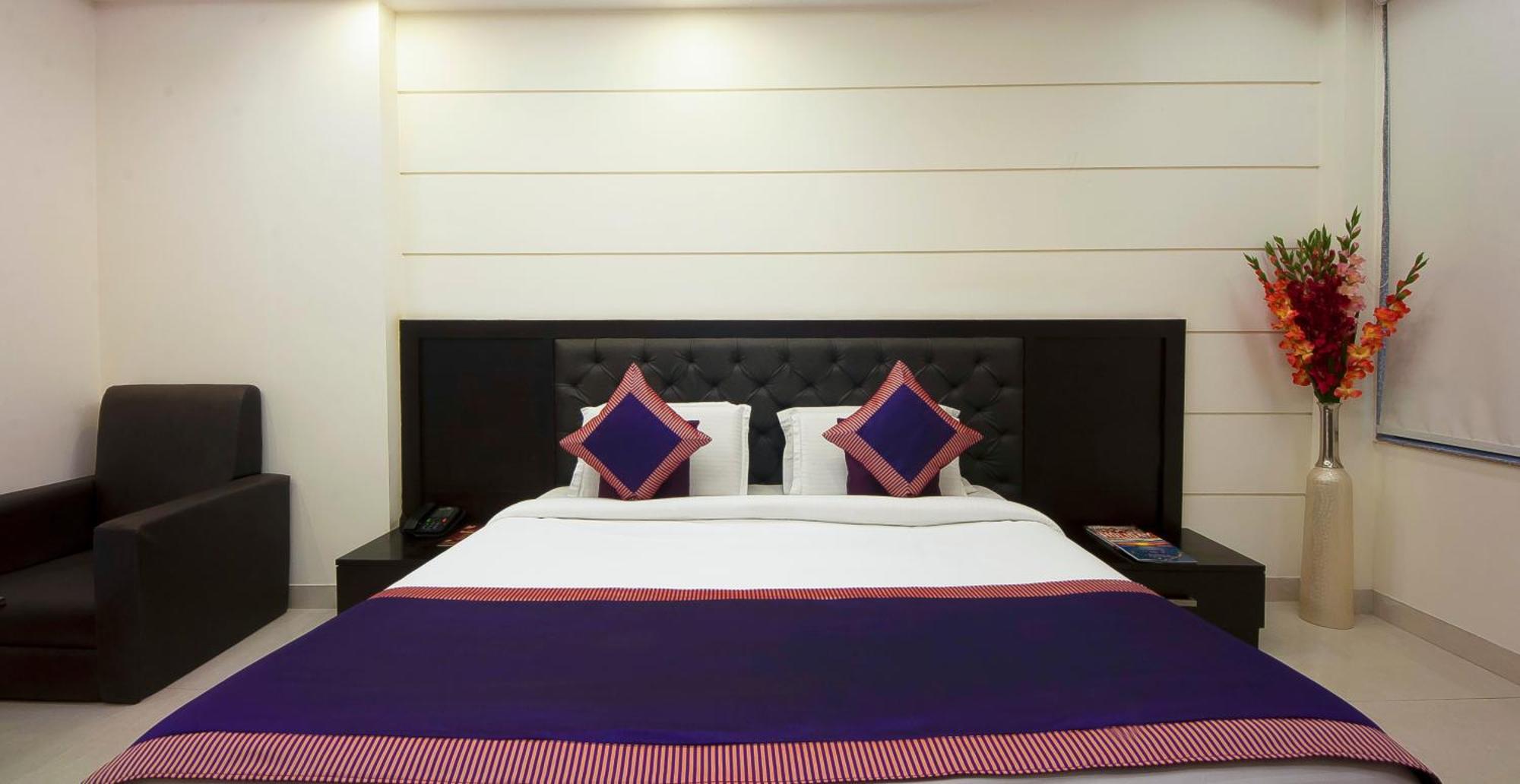 Hotel Transit International- Aerocity Delhi Airport Нью-Делі Екстер'єр фото