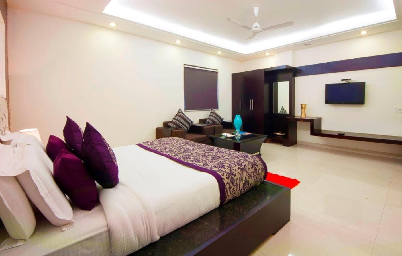 Hotel Transit International- Aerocity Delhi Airport Нью-Делі Екстер'єр фото