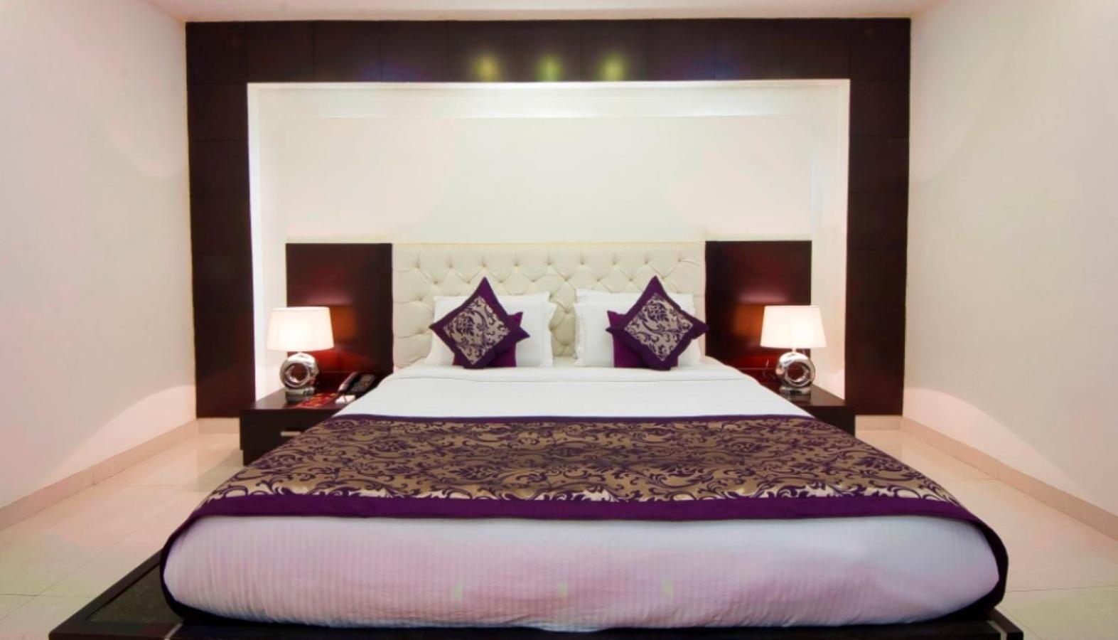 Hotel Transit International- Aerocity Delhi Airport Нью-Делі Екстер'єр фото